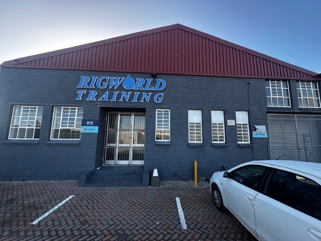 To Let Commercial Property for Rent in Maitland Western Cape